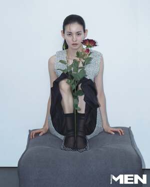 【フォト】キム・ユネ　1輪のバラのような魅惑のビジュアル