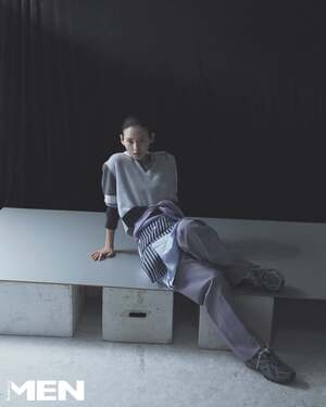 【フォト】キム・ユネ　1輪のバラのような魅惑のビジュアル