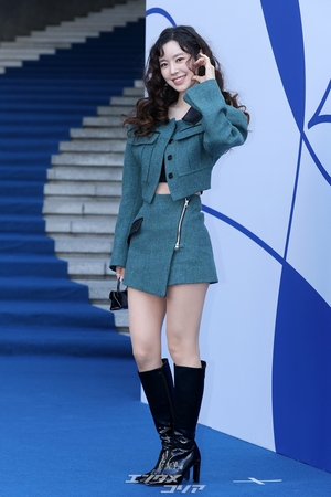 【フォト】チン・セヨン、見事なスタイルで視線を奪う