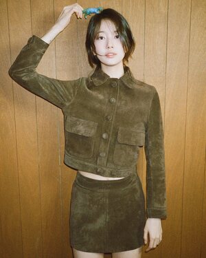 【フォト】スジ、「Come back」コンセプトフォト公開…白黒写真で純粋さと寂しさの共存