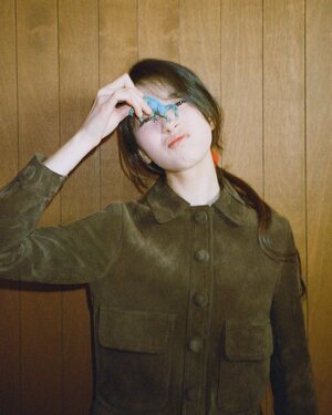 【フォト】スジ、「Come back」コンセプトフォト公開…白黒写真で純粋さと寂しさの共存