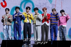 【フォト】EVNNE、4枚目のミニアルバムをリリース