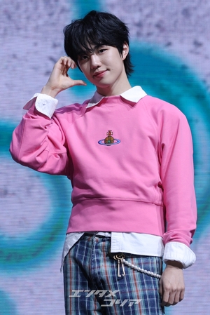 【フォト】EVNNE、4枚目のミニアルバムをリリース