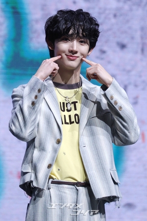 【フォト】EVNNE、4枚目のミニアルバムをリリース