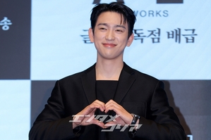 【フォト】除隊後『魔女』でお茶の間に戻ってくるGOT7ジニョン