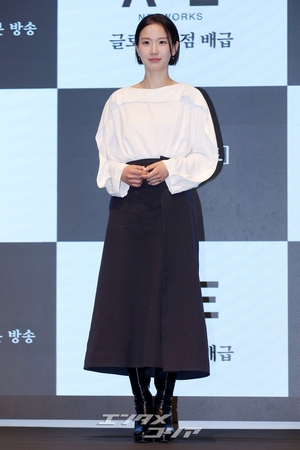 【フォト】GOT7ジニョン＆ノ・ジョンイ＆イム・ジェヒョク＆チャン・ヒリョン「『魔女』ファイト！」