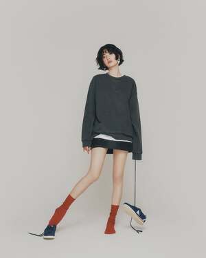 【フォト】ナナ、ビンテージ風の感性と洗練されたスタイリングを提案