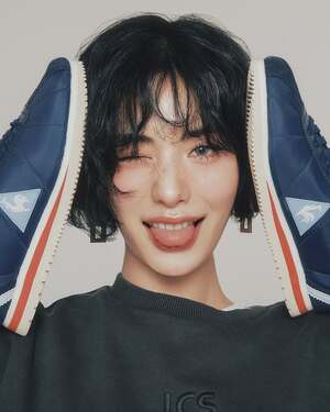 【フォト】ナナ、ビンテージ風の感性と洗練されたスタイリングを提案