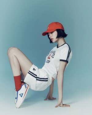 【フォト】ナナ、ビンテージ風の感性と洗練されたスタイリングを提案