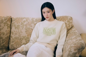 【フォト】コ・ユンジョン、目が離せないオーラ…「マリテ・フランソワ・ジルボー」春キャンペーン