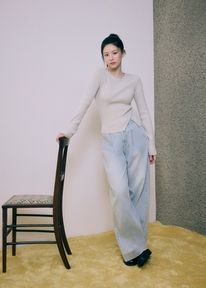 【フォト】コ・ユンジョン、目が離せないオーラ…「マリテ・フランソワ・ジルボー」春キャンペーン