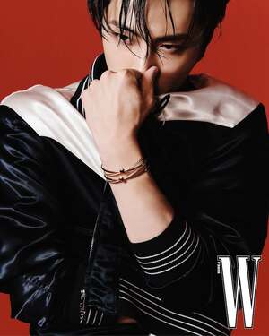 【フォト】ENHYPENヒスン×ジェイ、最強のビジュアルの組み合わせ