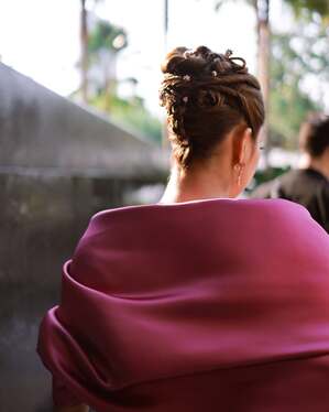 【フォト】BLACKPINKリサ、魅惑的＆ラブリーなピンクのドレス姿