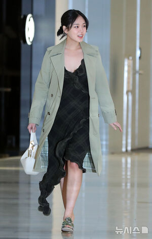 【フォト】BIBIの魅力的な眼差し