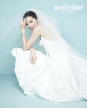 【フォト】アイリーン、モデルに劣らぬ花婿とドキドキのウエディング・グラビア