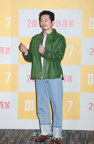 【フォト】スティーヴン・ユァン「ポン監督と仕事ができてうれしい」