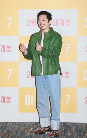 【フォト】スティーヴン・ユァン「ポン監督と仕事ができてうれしい」