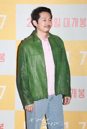 【フォト】スティーヴン・ユァン「ポン監督と仕事ができてうれしい」