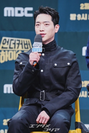 【フォト】ソ・ガンジュン　除隊後復帰作『アンダーカバー・ハイスクール』