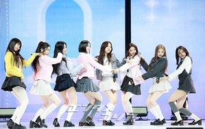 【フォト】Hearts2Hearts、ドキドキのデビュー曲のステージ