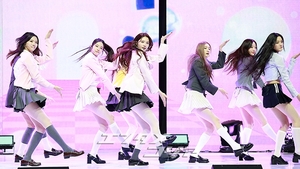 【フォト】Hearts2Hearts、ドキドキのデビュー曲のステージ