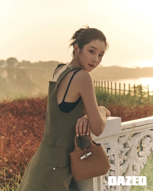 【フォト】ソ・イェジ　バリ島で鮮烈＆優雅なグラビア公開