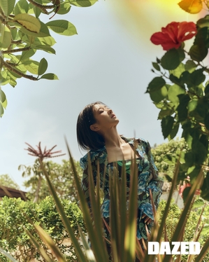 【フォト】ソ・イェジ　バリ島で鮮烈＆優雅なグラビア公開