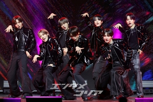 【フォト】NouerAの完ぺきなデビューステージ