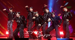 【フォト】NouerAの完ぺきなデビューステージ