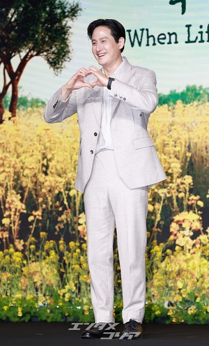 【フォト】ムン・ソリ＆パク・ヘジュン、中年のエスンとグァンシク＝『おつかれさま』