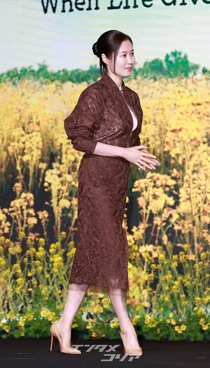 【フォト】ムン・ソリ＆パク・ヘジュン、中年のエスンとグァンシク＝『おつかれさま』