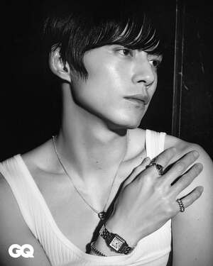 【フォト】坂口健太郎、韓国の女性ファンのハートを揺さぶるビジュアル