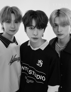 【フォト】米誌の表紙を飾ったAMPERS&ONE