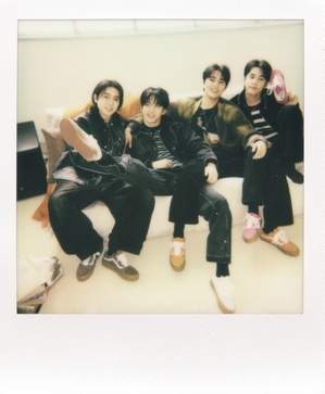 【フォト】DAY6、4人4色の「VANS」コーデで魅力アピール