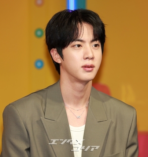 【フォト】防弾少年団JIN＆キアン84＆チ・イェウン「キアン荘に来てね」