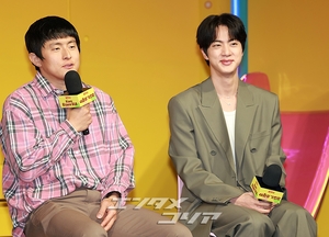 【フォト】防弾少年団JIN＆キアン84＆チ・イェウン「キアン荘に来てね」