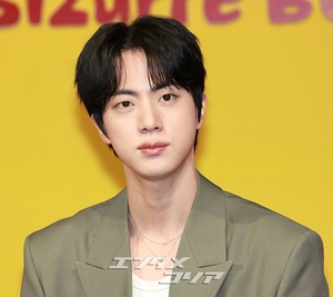 【フォト】防弾少年団JIN＆キアン84＆チ・イェウン「キアン荘に来てね」