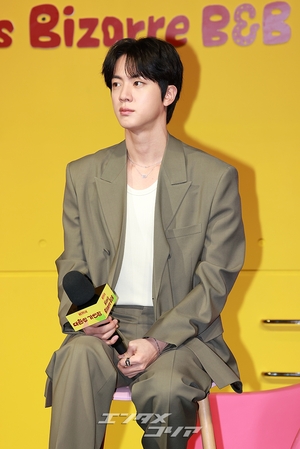 【フォト】防弾少年団JIN＆キアン84＆チ・イェウン「キアン荘に来てね」