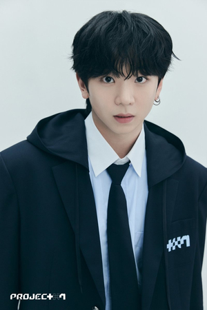 『PROJECT7』出演のキム・ジョンミン、未成年なのに路上喫煙…所属事務所「処遇を検討中」