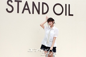 【フォト】IVEレイ、キュートなポーズで男心を刺激