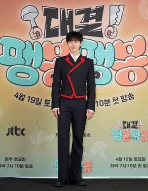 【フォト】クァク・ドンヨン　イケメン・バイト生の優しい笑顔