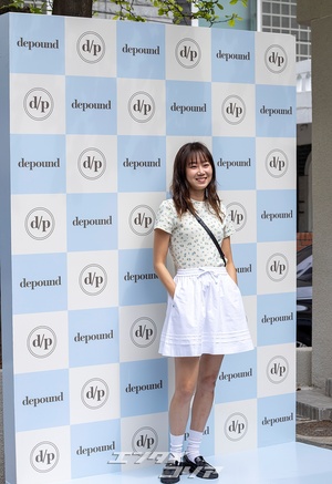 【フォト】45歳コン・ヒョジン、年齢を重ねても変わらぬラブリーな魅力