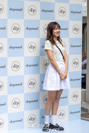 【フォト】45歳コン・ヒョジン、年齢を重ねても変わらぬラブリーな魅力