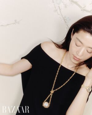 【フォト】チョン・ジヒョン、まばゆい美しさと魅惑的なスタイルで圧倒