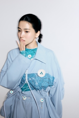 【フォト】キム・テリ、クールな装いもバッチリ…365日漂うさわやかな魅力