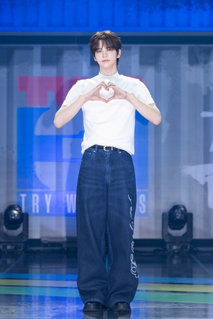 【フォト】TWS、魅力あふれる新譜「TRY WITH US」発表