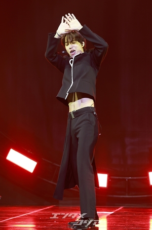 【フォト】EXOカイ、2年ぶりのソロ・ステージで格の違うパフォーマンス