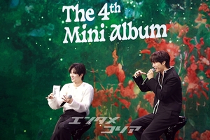 【フォト】EXOスホ＆カイ、和気あいあいの雰囲気