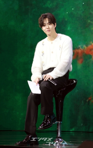 【フォト】MCを務めたEXOスホ「カイのために来ました」