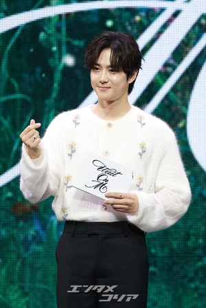 【フォト】MCを務めたEXOスホ「カイのために来ました」